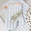Cheetah Oven Mitt by Yvonne Ellen - Image 2